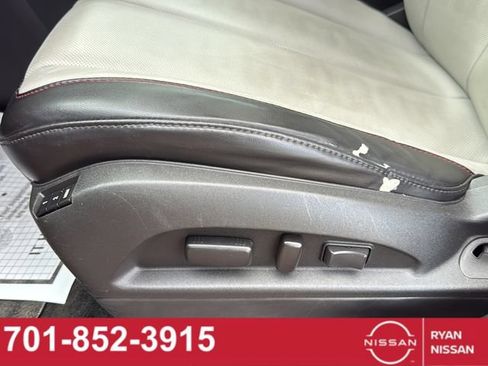 Used 2014 GMC Terrain SLT AWD/4WD image 19