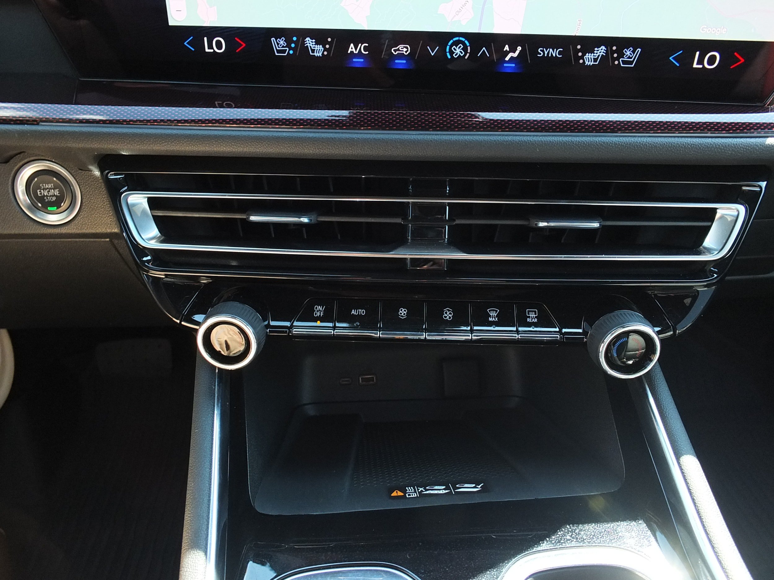 Used 2025 Chevrolet Traverse RS w/ LPO, Floor Liner Package FWD image 29