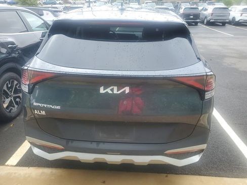 Certified 2024 Kia Sportage EX FWD image 5