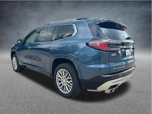 Used 2025 GMC Acadia Denali w/ LPO, All-Weather Package AWD/4WD image 7