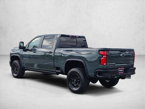 New 2026 Chevrolet Silverado 2500 ZR2 AWD/4WD image 9