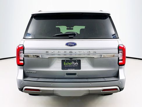 Used 2024 Ford Expedition Limited image 7