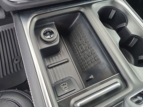 New 2025 Ford Expedition Platinum w/ Stealth Performance Package AWD/4WD image 23