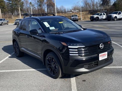 New 2026 Nissan Kicks SR w/ SR Premium Package image 2