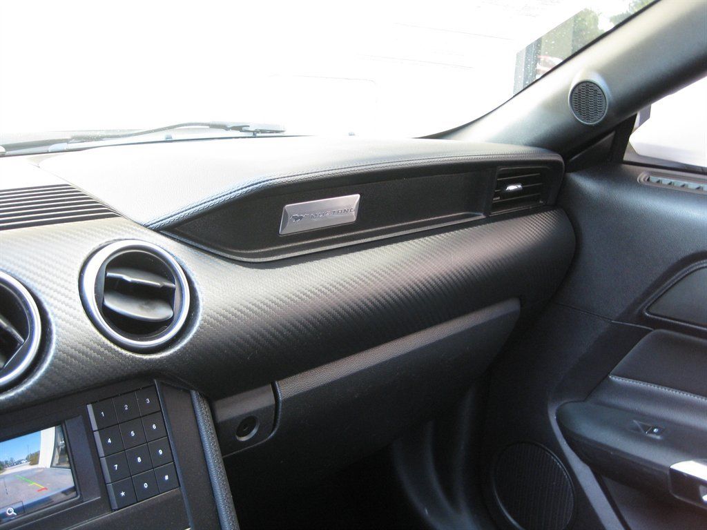 Used 2019 Ford Mustang Coupe RWD image 15
