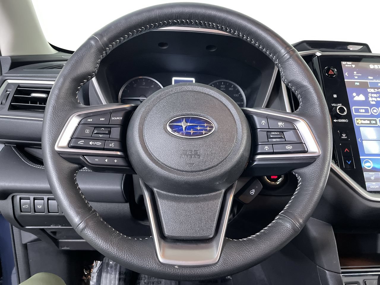 Used 2023 Subaru Ascent Limited AWD/4WD image 14