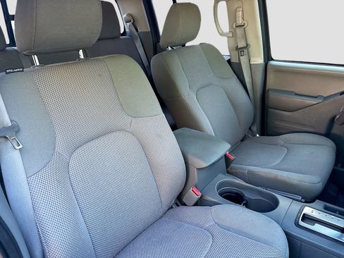 Used 2019 Nissan Frontier SV w/ Value Truck Package AWD/4WD image 26