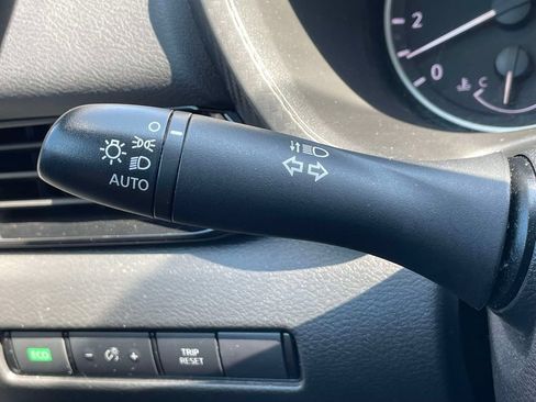 Used 2024 Nissan Sentra SV FWD image 24