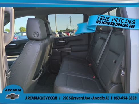Used 2022 GMC Sierra 1500 SLT w/ SLT Premium Plus Package AWD/4WD image 14