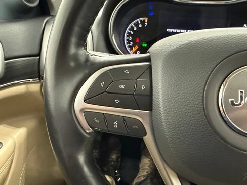 Used 2021 Jeep Grand Cherokee Limited AWD/4WD image 26