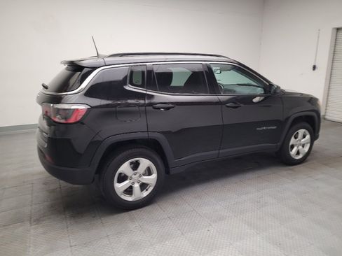 Used 2020 Jeep Compass Latitude AWD/4WD image 10