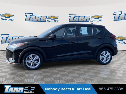 Used 2022 Nissan Kicks S FWD image 5