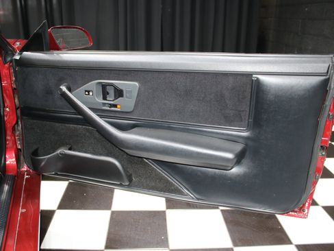 Used 1990 Pontiac Firebird Trans Am RWD image 44