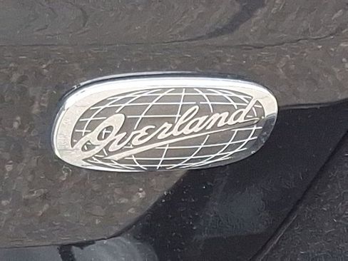 Used 2017 Jeep Grand Cherokee Overland image 34