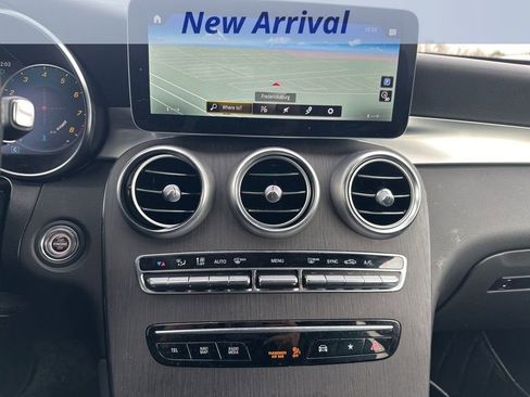 Used 2022 Mercedes-Benz GLC 300 4MATIC image 13