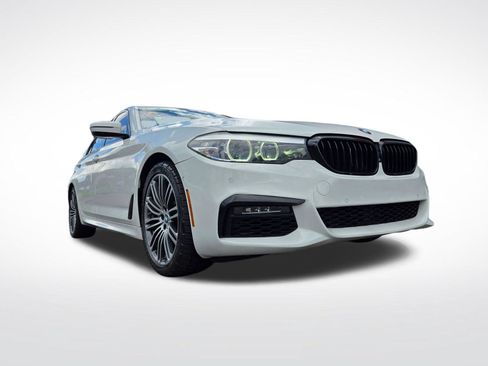 Used 2019 BMW 530e w/ M Sport Package RWD image 48