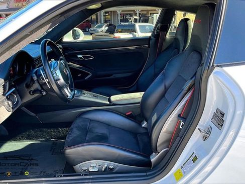 Used 2015 Porsche 911 Carrera 4 GTS image 21