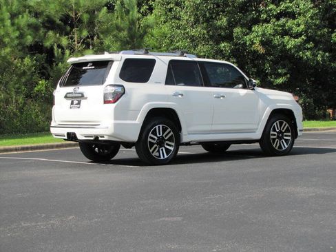 Used 2015 Toyota 4Runner Limited AWD/4WD image 6