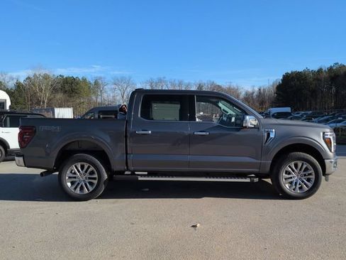 Used 2025 Ford F150 Lariat w/ Equipment Group 502A High AWD/4WD image 3