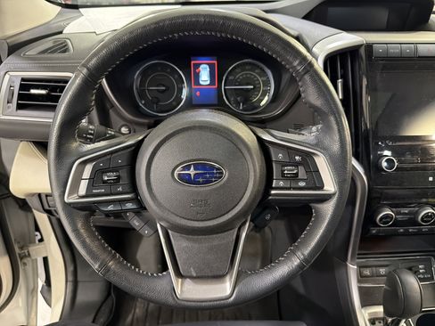Used 2022 Subaru Ascent Limited w/ Technology Package image 16