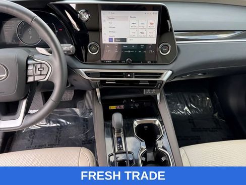 Used 2024 Lexus RX 350 FWD w/ Technology Package image 18