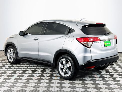 Used 2020 Honda HR-V LX image 6