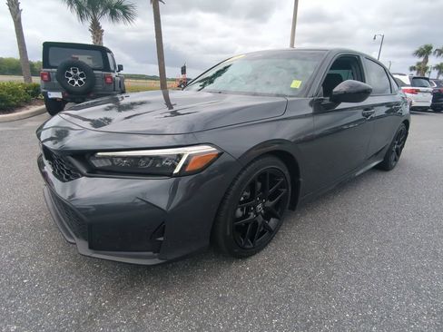 Used 2025 Honda Civic Sport image 8