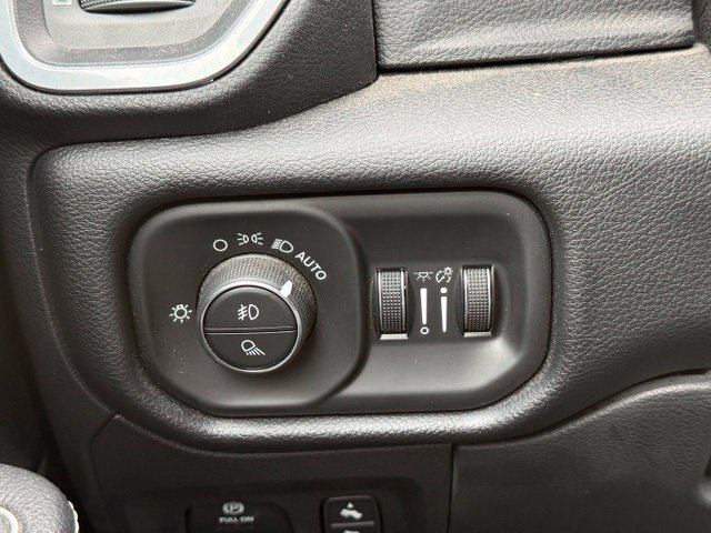 Used 2021 RAM 1500 Laramie AWD/4WD image 24
