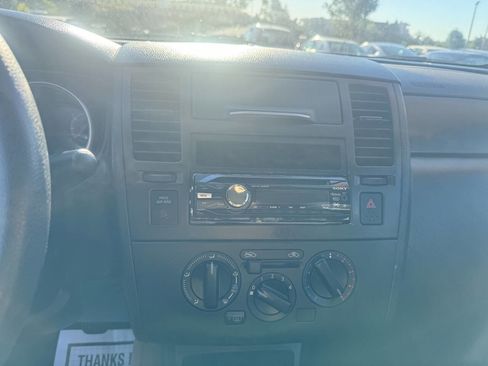 Used 2011 Nissan Versa Sedan image 10