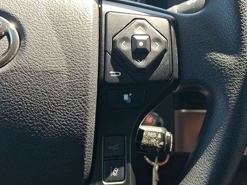 Used 2023 Toyota Tacoma SR AWD/4WD image 17