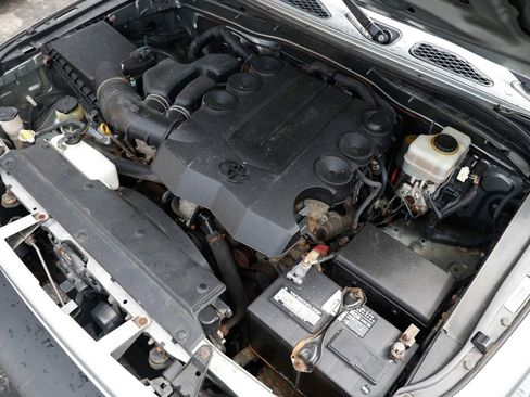 Used 2010 Toyota FJ Cruiser 4WD image 40