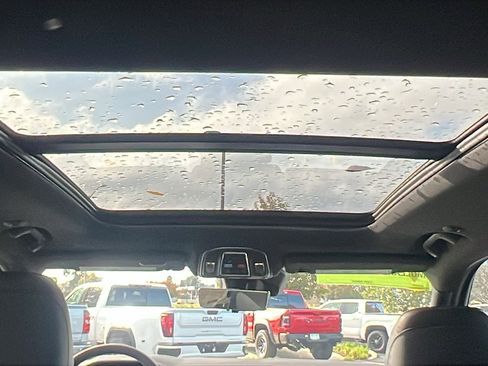 New 2025 Jeep Grand Cherokee Limited w/ Luxury Tech Group II image 20