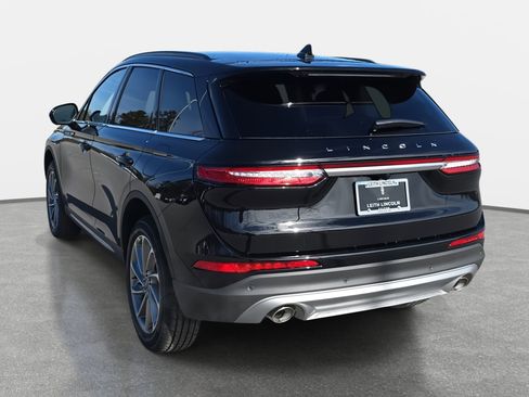 New 2026 Lincoln Corsair Premiere image 7