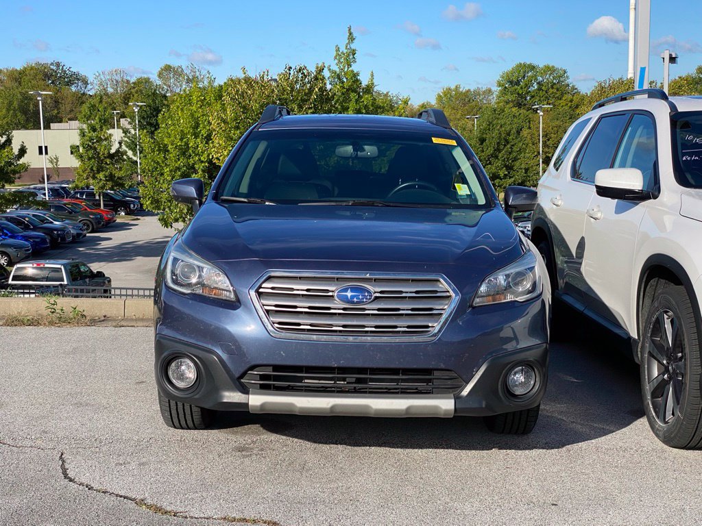 Used 2017 Subaru Outback 3.6R Limited w/ Popular Package #5 AWD/4WD image 2
