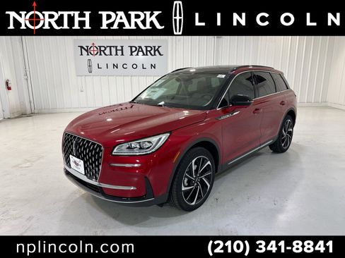 New 2026 Lincoln Corsair Grand Touring AWD/4WD image 1