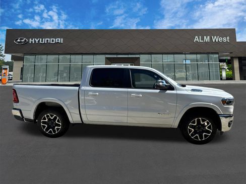 Used 2026 RAM 1500 Laramie AWD/4WD image 4