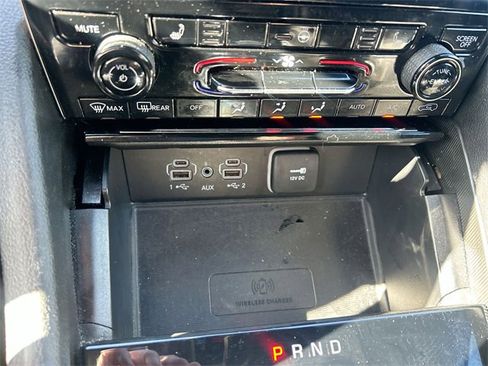 Used 2024 Jeep Grand Cherokee L Altitude image 24