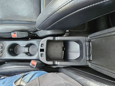 Used 2017 Jeep Compass Limited image 16