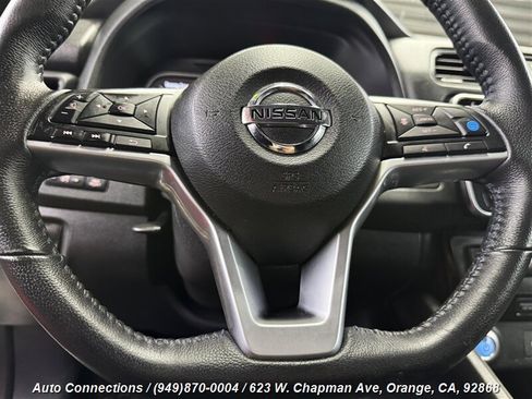 Used 2018 Nissan Leaf SV w/ SV Technology Package image 13