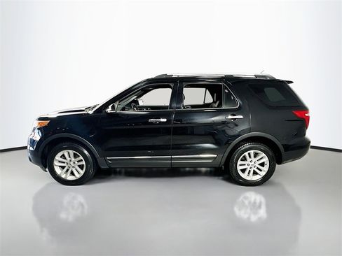 Used 2012 Ford Explorer XLT image 5