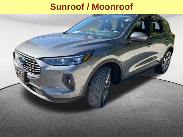 Certified 2025 Ford Escape Platinum AWD/4WD image 6