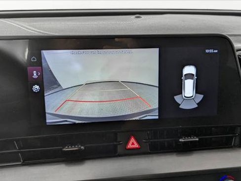 Used 2023 Kia Sportage EX FWD image 25