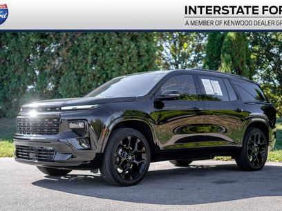 Used 2024 Chevrolet Traverse RS