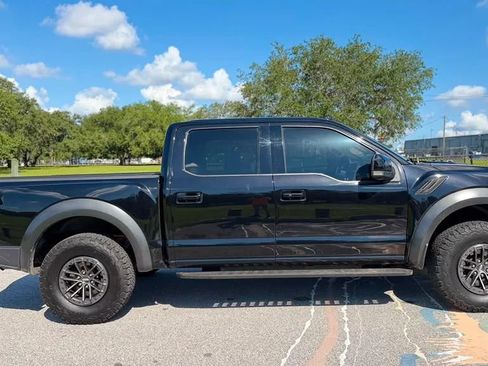 Used 2019 Ford F150 Raptor w/ Equipment Group 802A Luxury AWD/4WD image 10