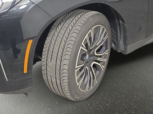 Used 2025 BMW X3 xDrive30i w/ Convenience Package image 36