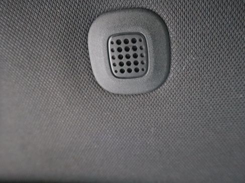 Used 2023 Jeep Grand Cherokee Altitude RWD image 77