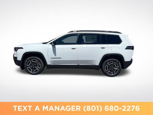 New 2026 Jeep Cherokee Laredo AWD/4WD image 2