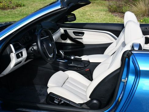 Used 2019 BMW 430i xDrive Convertible image 59