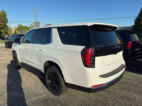 New 2025 Chevrolet Tahoe 4WD image 5