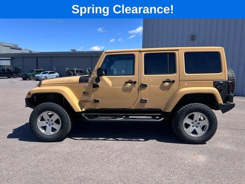 Used 2013 Jeep Wrangler Unlimited Sahara w/ Connectivity Group image 3